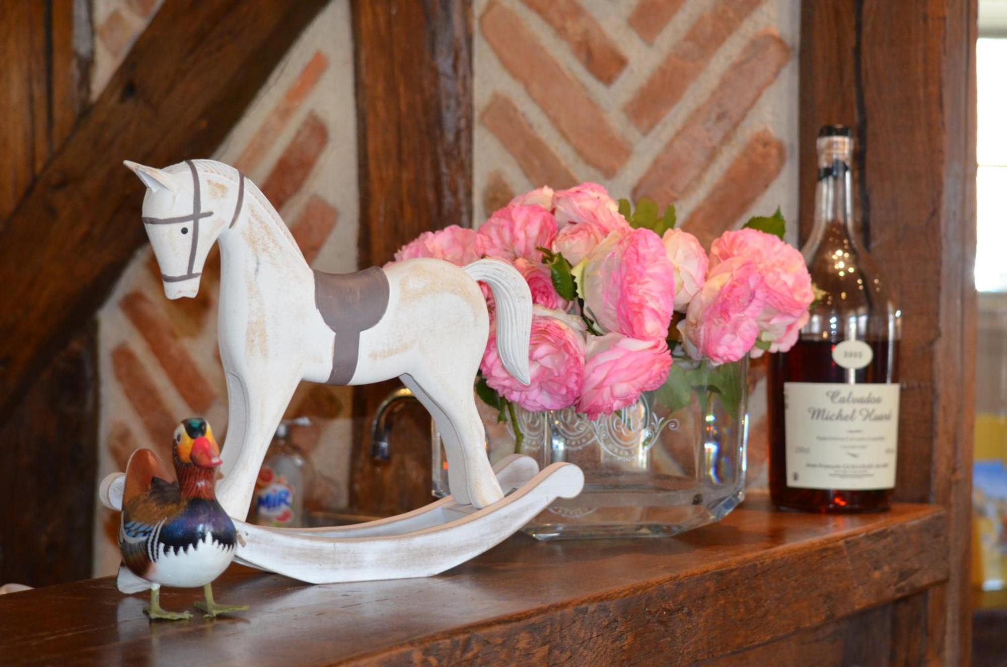 Logis Hotel Auberge Du Cheval Blanc Yvoy-le-Marron Dış mekan fotoğraf