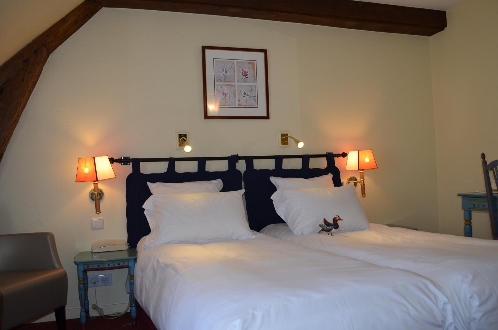 Logis Hotel Auberge Du Cheval Blanc Yvoy-le-Marron Dış mekan fotoğraf